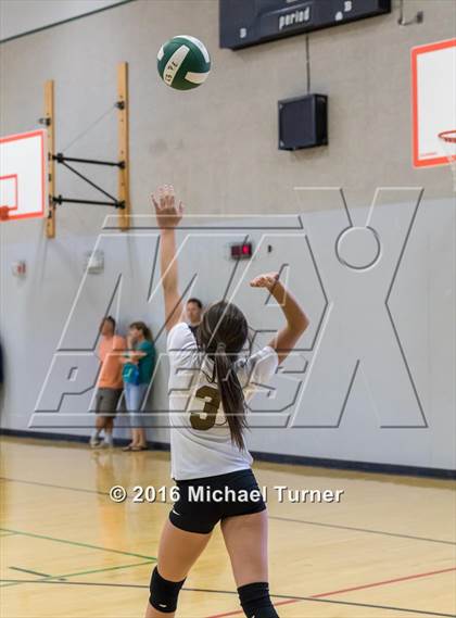 Thumbnail 3 in Red Bluff vs Las Plumas (Red Bluff Tournament) photogallery.