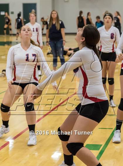 Thumbnail 3 in Red Bluff vs Las Plumas (Red Bluff Tournament) photogallery.