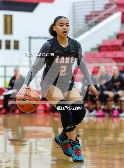 Thumbnail 3 in Lake Belton vs Mineral Wells (AutoWorld Chevrolet GMC Year-End Classic) photogallery.