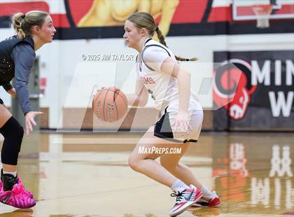 Thumbnail 1 in Lake Belton vs Mineral Wells (AutoWorld Chevrolet GMC Year-End Classic) photogallery.