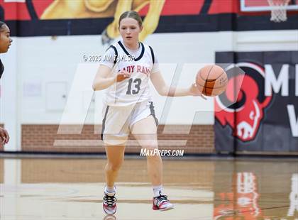 Thumbnail 3 in Lake Belton vs Mineral Wells (AutoWorld Chevrolet GMC Year-End Classic) photogallery.