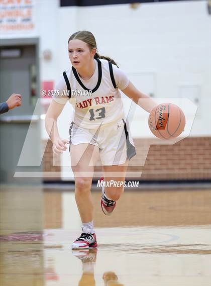 Thumbnail 3 in Lake Belton vs Mineral Wells (AutoWorld Chevrolet GMC Year-End Classic) photogallery.