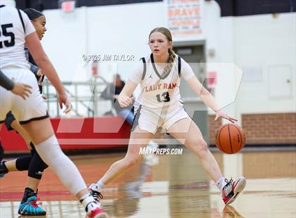 Thumbnail 2 in Lake Belton vs Mineral Wells (AutoWorld Chevrolet GMC Year-End Classic) photogallery.