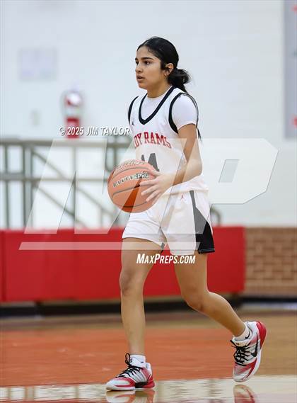 Thumbnail 1 in Lake Belton vs Mineral Wells (AutoWorld Chevrolet GMC Year-End Classic) photogallery.