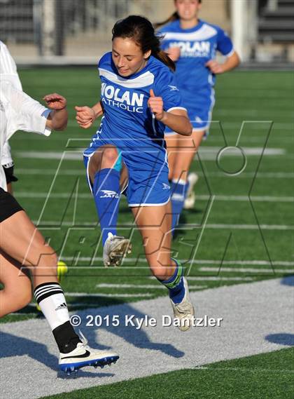 Thumbnail 3 in Nolan Catholic vs Bishop Lynch (TAPPS Division 1 Semifinal) photogallery.
