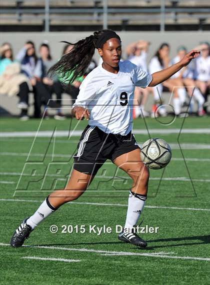 Thumbnail 1 in Nolan Catholic vs Bishop Lynch (TAPPS Division 1 Semifinal) photogallery.