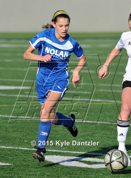 Thumbnail 3 in Nolan Catholic vs Bishop Lynch (TAPPS Division 1 Semifinal) photogallery.