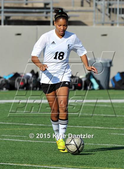 Thumbnail 2 in Nolan Catholic vs Bishop Lynch (TAPPS Division 1 Semifinal) photogallery.
