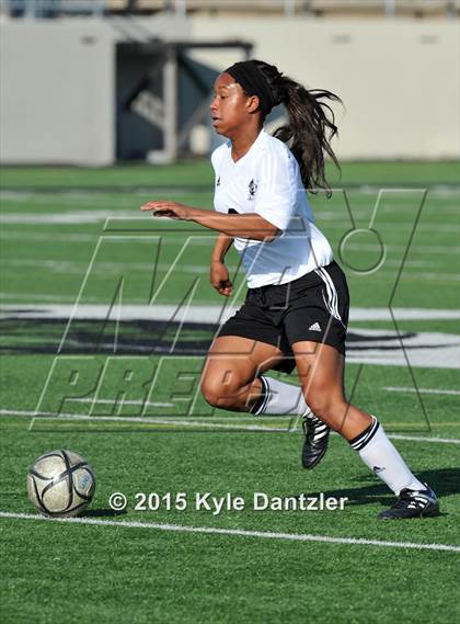 Thumbnail 3 in Nolan Catholic vs Bishop Lynch (TAPPS Division 1 Semifinal) photogallery.