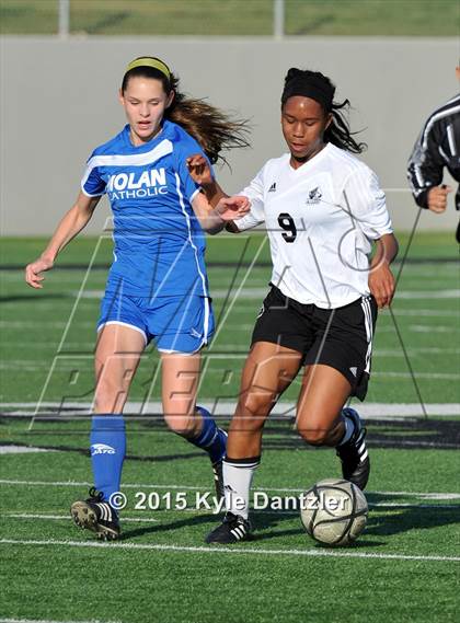 Thumbnail 3 in Nolan Catholic vs Bishop Lynch (TAPPS Division 1 Semifinal) photogallery.