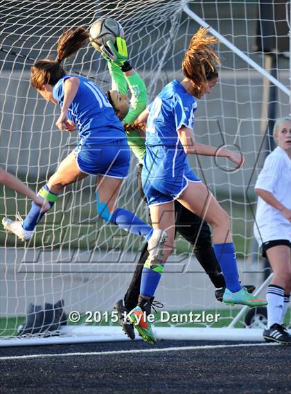 Thumbnail 2 in Nolan Catholic vs Bishop Lynch (TAPPS Division 1 Semifinal) photogallery.