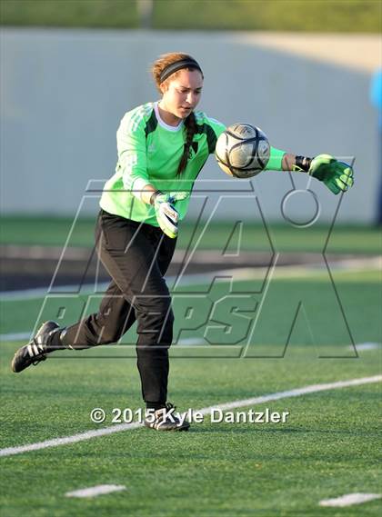 Thumbnail 2 in Nolan Catholic vs Bishop Lynch (TAPPS Division 1 Semifinal) photogallery.