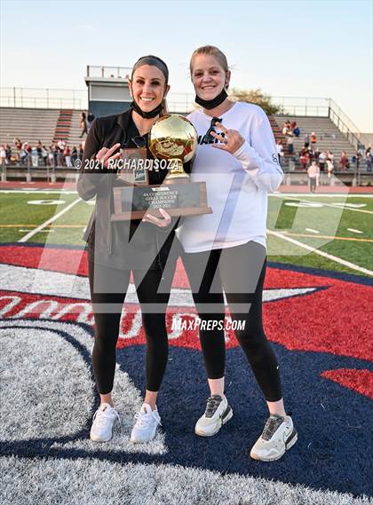Thumbnail 2 in Salpointe Catholic vs Prescott (AIA 4A Final Awards) photogallery.