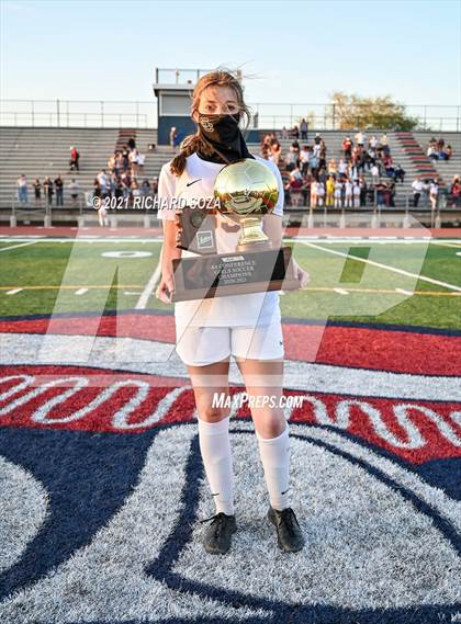 Thumbnail 1 in Salpointe Catholic vs Prescott (AIA 4A Final Awards) photogallery.