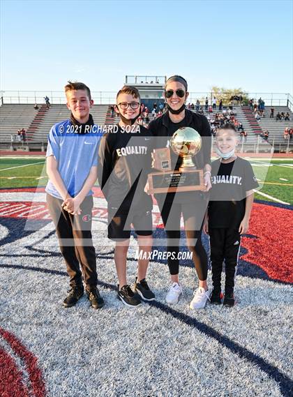Thumbnail 3 in Salpointe Catholic vs Prescott (AIA 4A Final Awards) photogallery.