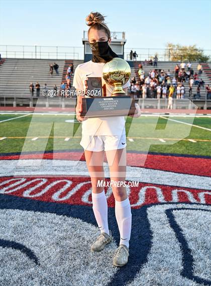 Thumbnail 2 in Salpointe Catholic vs Prescott (AIA 4A Final Awards) photogallery.