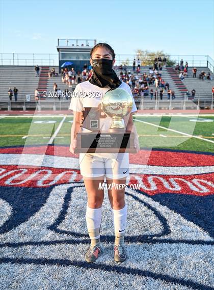 Thumbnail 1 in Salpointe Catholic vs Prescott (AIA 4A Final Awards) photogallery.