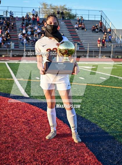 Thumbnail 3 in Salpointe Catholic vs Prescott (AIA 4A Final Awards) photogallery.