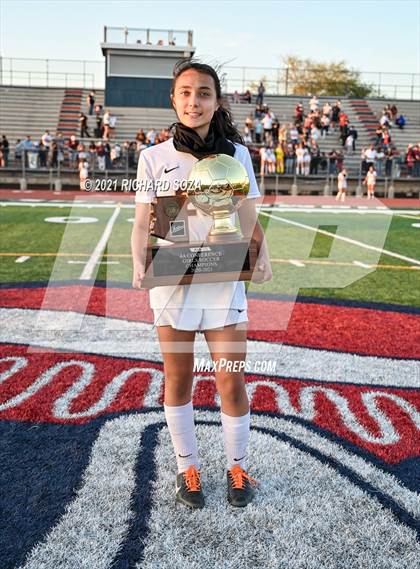 Thumbnail 1 in Salpointe Catholic vs Prescott (AIA 4A Final Awards) photogallery.