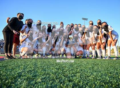 Thumbnail 2 in Salpointe Catholic vs Prescott (AIA 4A Final Awards) photogallery.