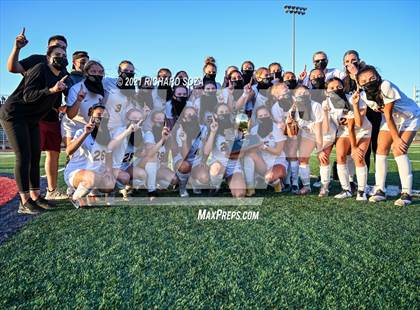 Thumbnail 3 in Salpointe Catholic vs Prescott (AIA 4A Final Awards) photogallery.