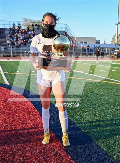 Thumbnail 1 in Salpointe Catholic vs Prescott (AIA 4A Final Awards) photogallery.