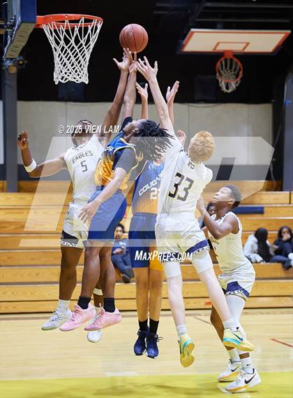 Thumbnail 2 in Pleasant Hill Adventist Academy @ Berean Christian photogallery.