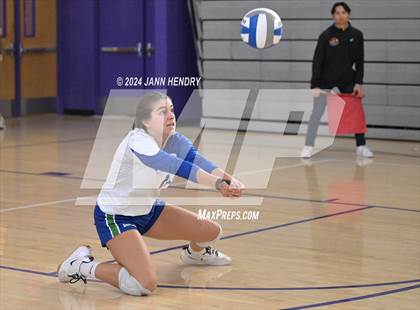 Thumbnail 2 in Xavier College Prep vs. Cathedral Catholic (Durango Fall Classic) photogallery.