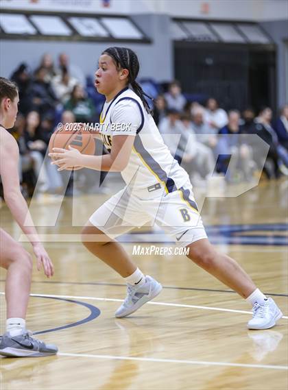 Thumbnail 2 in Skyline vs Battle (Sophie Cunningham Classic) photogallery.