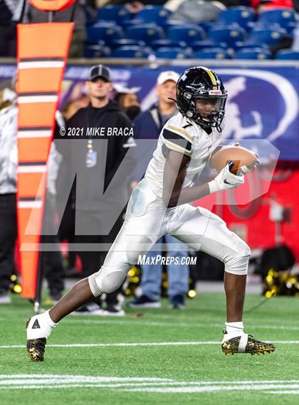 Thumbnail 1 in Central @ Central Catholic (MIAA Division 1 Final) photogallery.