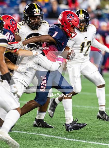 Thumbnail 2 in Central @ Central Catholic (MIAA Division 1 Final) photogallery.