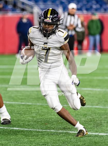 Thumbnail 1 in Central @ Central Catholic (MIAA Division 1 Final) photogallery.