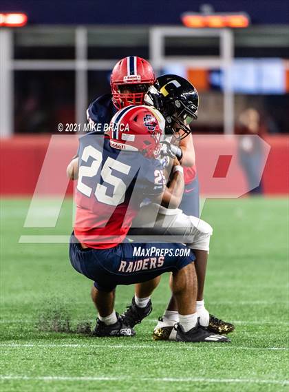 Thumbnail 3 in Central @ Central Catholic (MIAA Division 1 Final) photogallery.