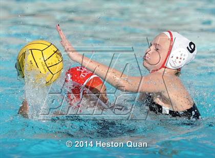 Thumbnail 2 in Palos Verdes vs Cathedral Catholic (Villa Park Classic) photogallery.