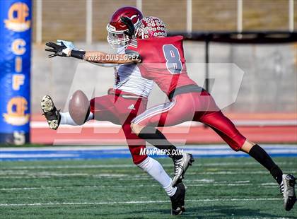 Thumbnail 1 in Colusa vs. Sweetwater (CIF State D6A Championship) photogallery.