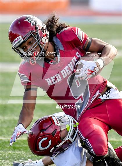 Thumbnail 2 in Colusa vs. Sweetwater (CIF State D6A Championship) photogallery.