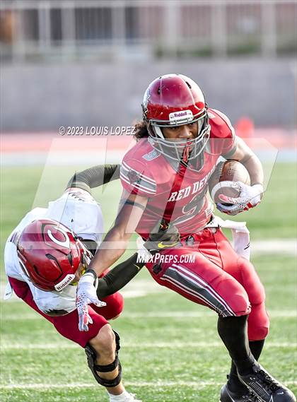 Thumbnail 3 in Colusa vs. Sweetwater (CIF State D6A Championship) photogallery.