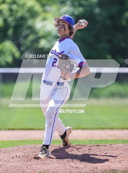 Thumbnail 3 in Anamosa @ Davenport Central photogallery.