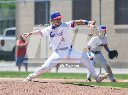 Thumbnail 3 in Anamosa @ Davenport Central photogallery.