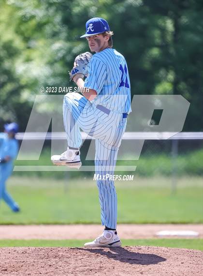 Thumbnail 3 in Anamosa @ Davenport Central photogallery.