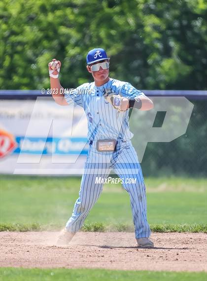 Thumbnail 1 in Anamosa @ Davenport Central photogallery.