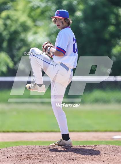 Thumbnail 2 in Anamosa @ Davenport Central photogallery.