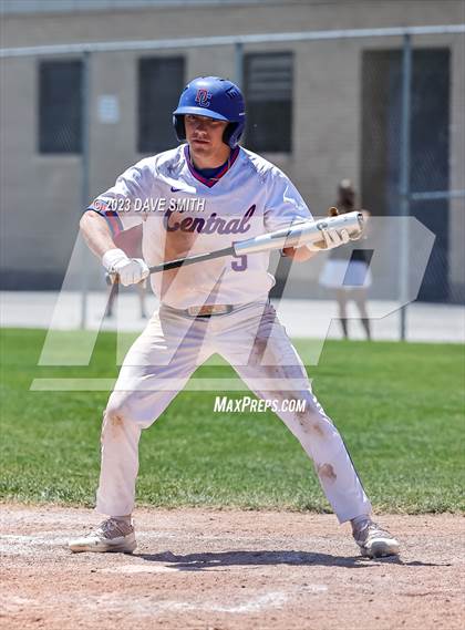 Thumbnail 2 in Anamosa @ Davenport Central photogallery.