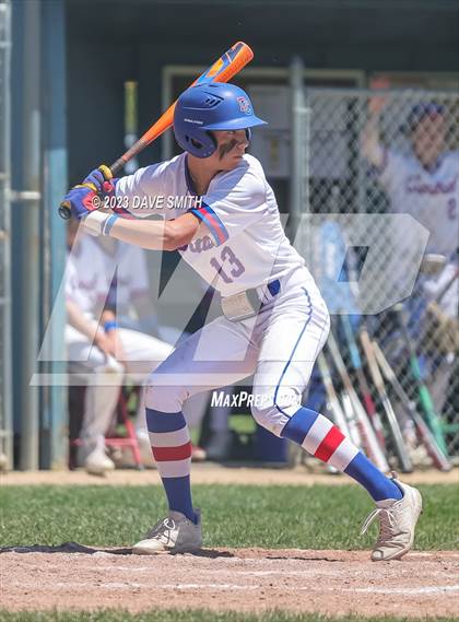 Thumbnail 1 in Anamosa @ Davenport Central photogallery.