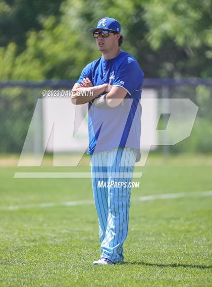 Thumbnail 1 in Anamosa @ Davenport Central photogallery.
