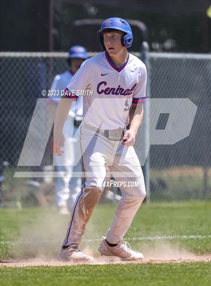 Thumbnail 1 in Anamosa @ Davenport Central photogallery.