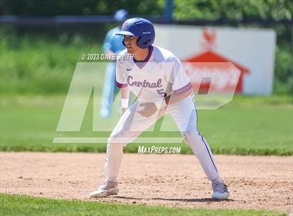 Thumbnail 3 in Anamosa @ Davenport Central photogallery.