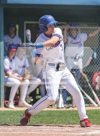 Thumbnail 1 in Anamosa @ Davenport Central photogallery.