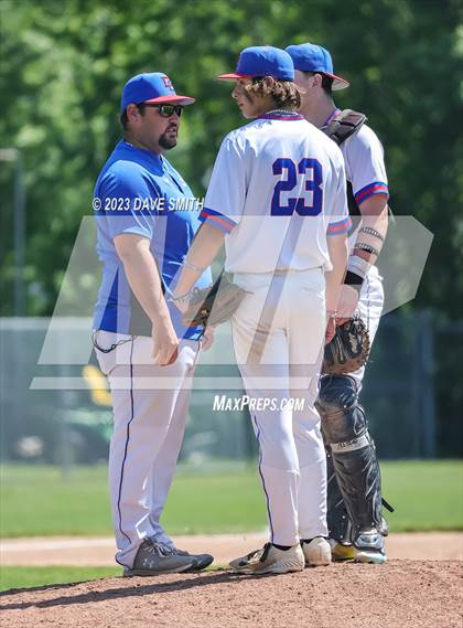 Thumbnail 3 in Anamosa @ Davenport Central photogallery.