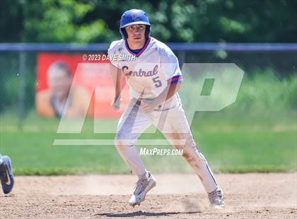 Thumbnail 2 in Anamosa @ Davenport Central photogallery.